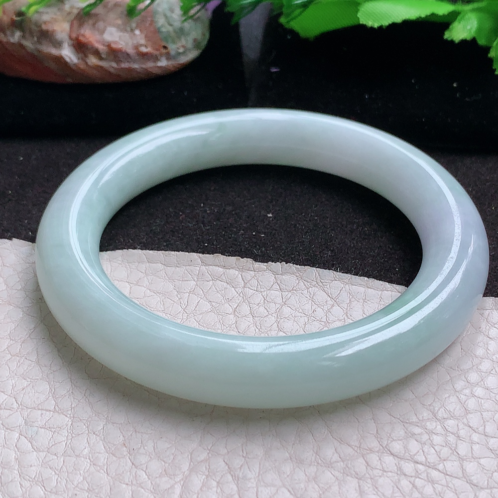 js实拍58*11胖圆镯 缅甸翡翠a货玉手镯清新圆条珠宝玉手环