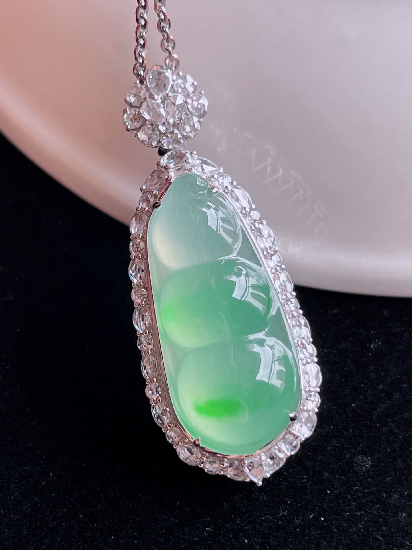 冰飘花福豆 花色灵动 起胶通透 整体：35.7/14.2/12.3 裸石：22.7/10.5