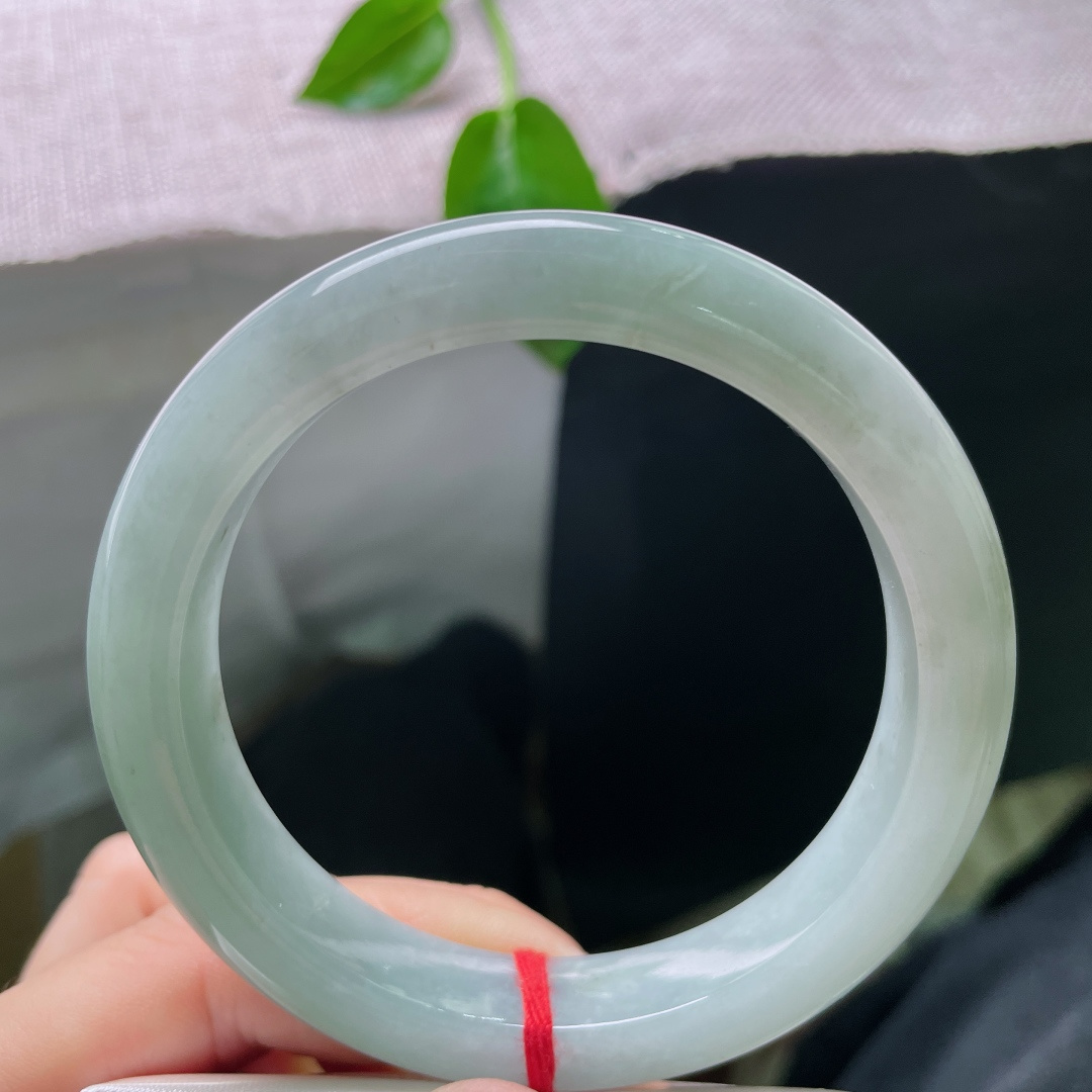 60.7/12.2/9，油绿底正圈，大圈口，油性好，细润，种老，典雅动人，一点皮纹，ss52153a