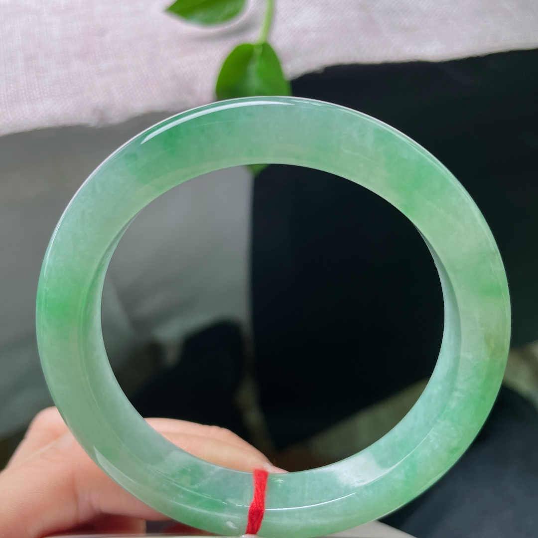 绿底正圈，大圈口，种老，明月松间照，清泉石上流。自在婉约，有棉线，ss53418a