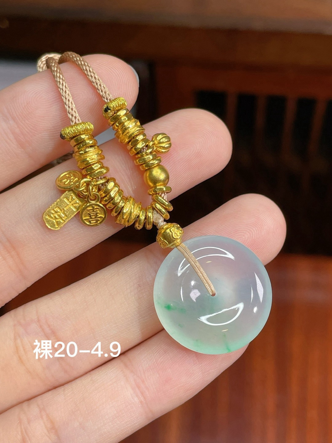 高冰扣子锁骨链  18k金镶嵌 强烈推荐，20-4.9