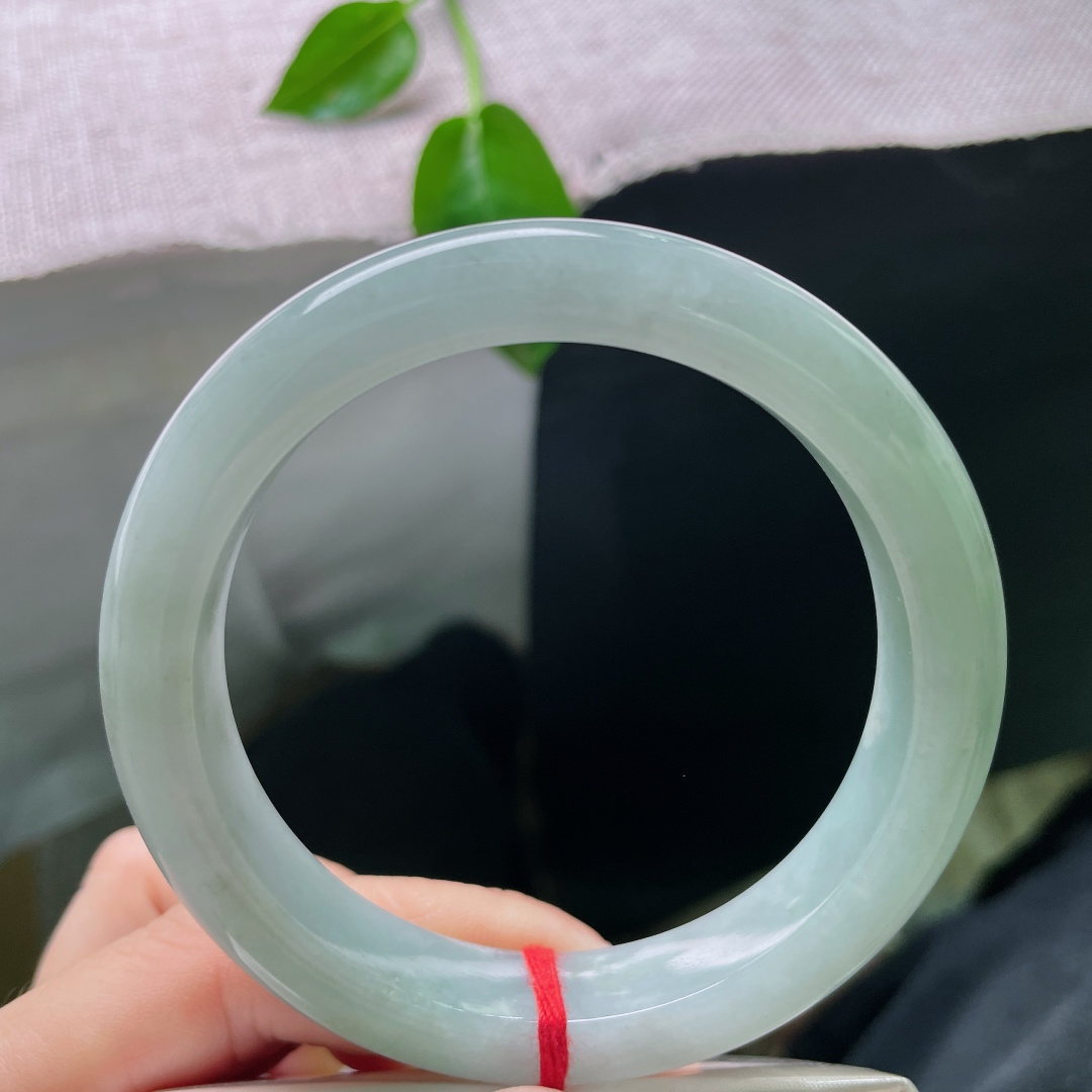 60.7/12.2/9，油绿底正圈，大圈口，油性好，细润，种老，典雅动人，一点皮纹，ss52153a