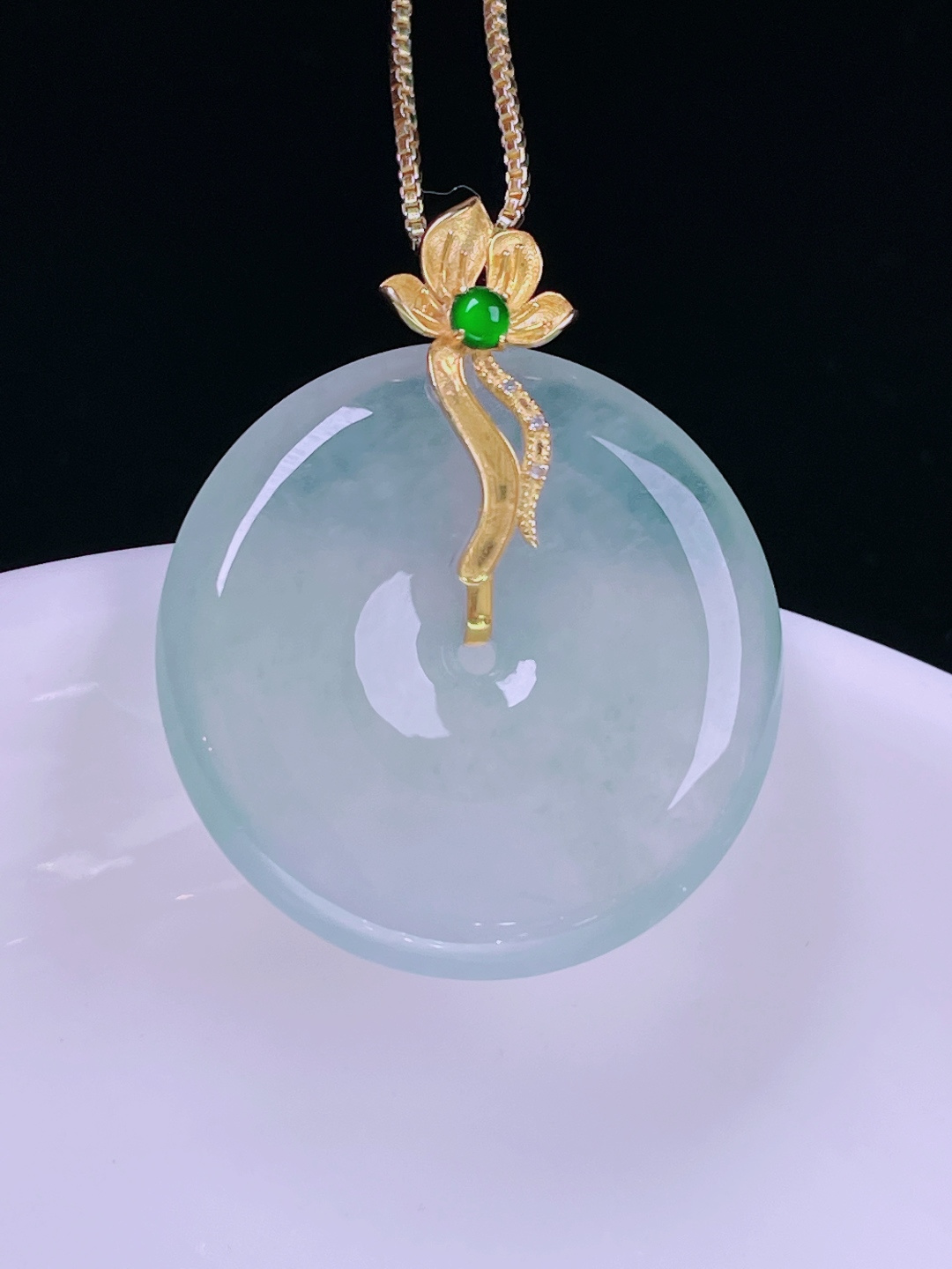 ️白冰平安扣，老种起光，细底通透，尺寸：31.2/25.7/5mm0614