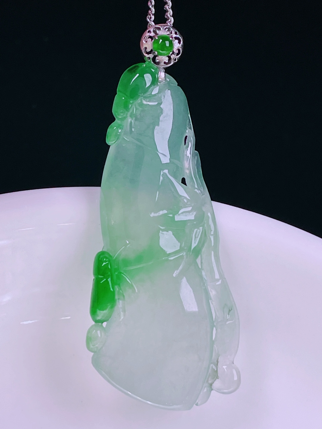 ️冰绿节节高升，老种起光，细底通透，尺寸：42.7/17.7/4.2mm0614