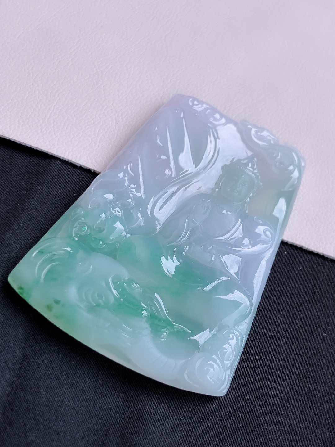 冰飘花普贤菩萨，晶莹剔透，尺寸66.5/44.6/5.8/自然光实拍