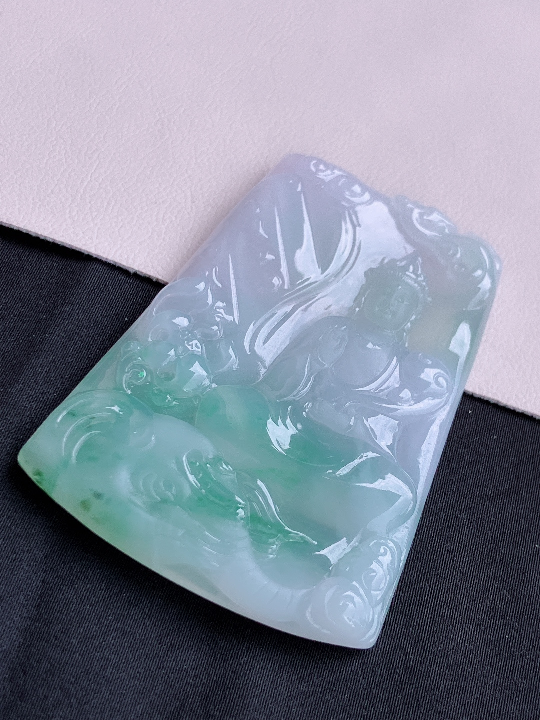 冰飘花普贤菩萨，晶莹剔透，尺寸66.5/44.6/5.8/自然光实拍