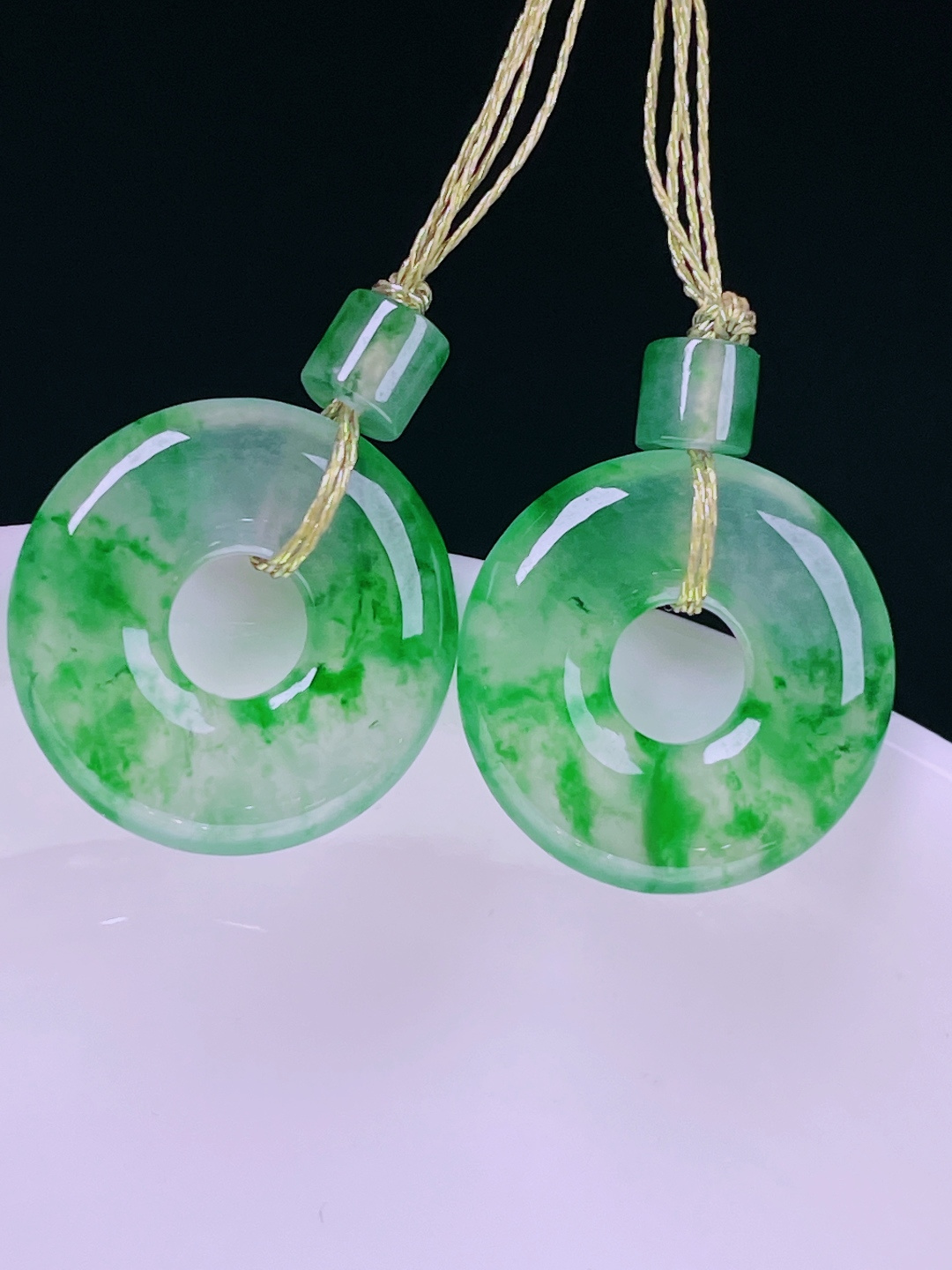 ️冰绿耳坠，老种起光，细底通透，尺寸：16/3.2mm0614