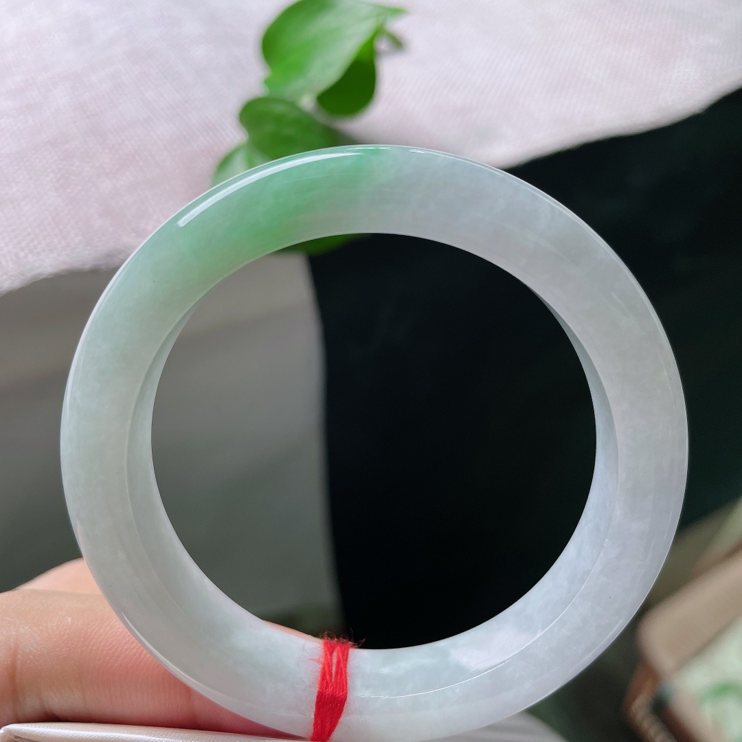 52.6/10.8/8，白底青正圈，清润质地，显气质，水头好，种老，皮纹，ss53821a