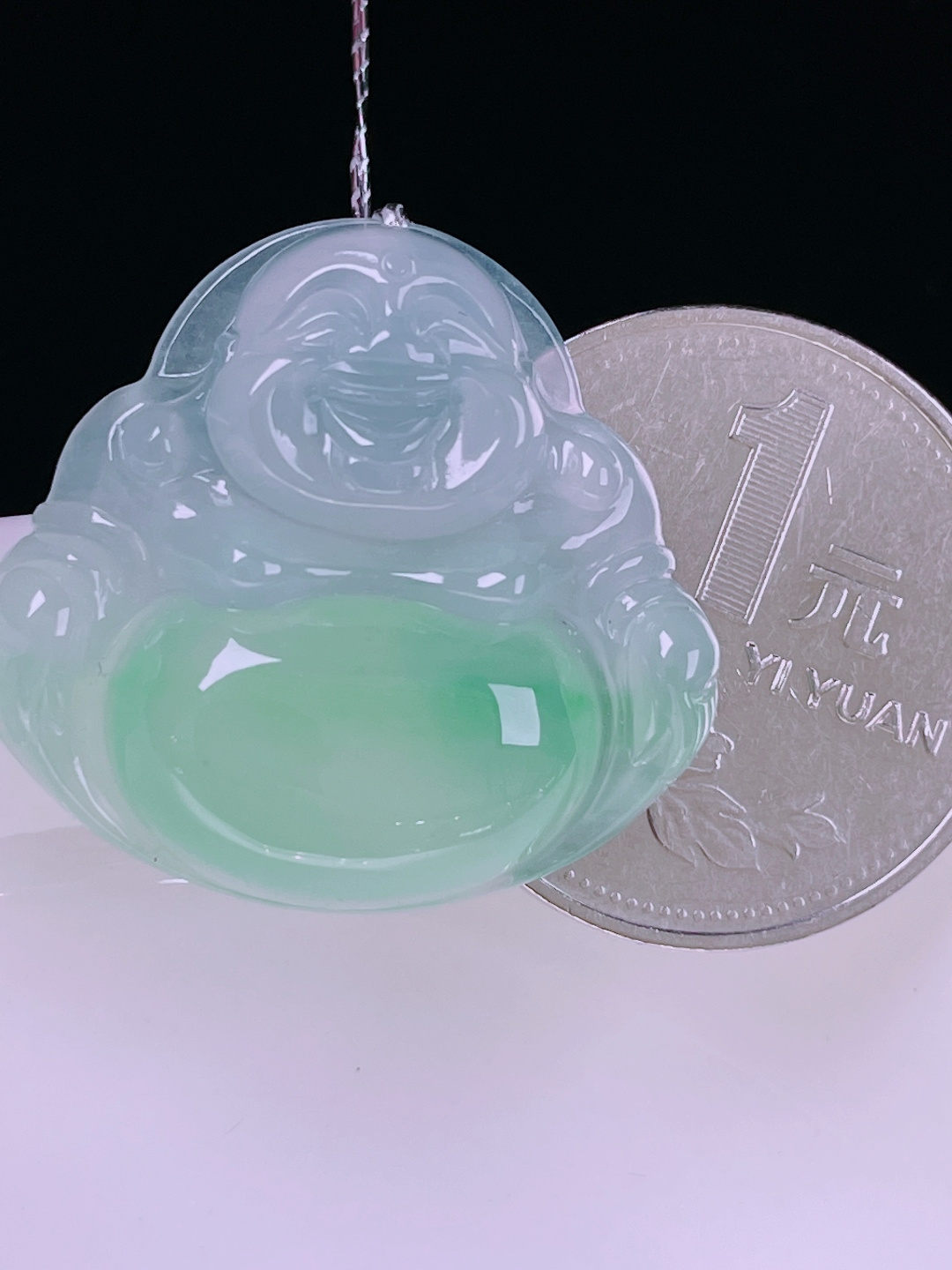 ️冰绿佛公，老种起光，细底通透，尺寸：26.3/29/6.5mm0614