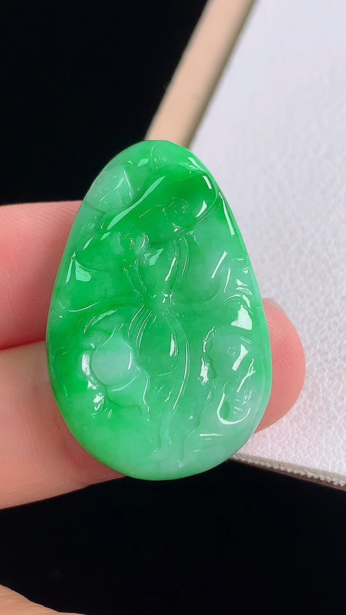 阳绿荷叶鱼，无裂，尺寸:29.9-19.2-5.6mm 11
