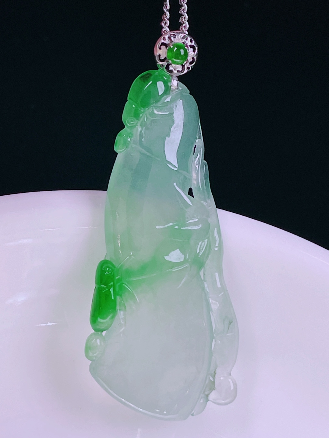 ️冰绿节节高升，老种起光，细底通透，尺寸：42.7/17.7/4.2mm0614