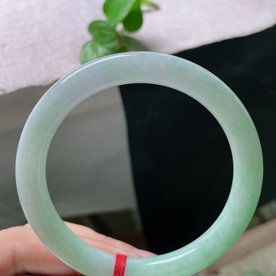 甜绿圆条，水润细腻，清新简约，甜美，无裂，ss53597a