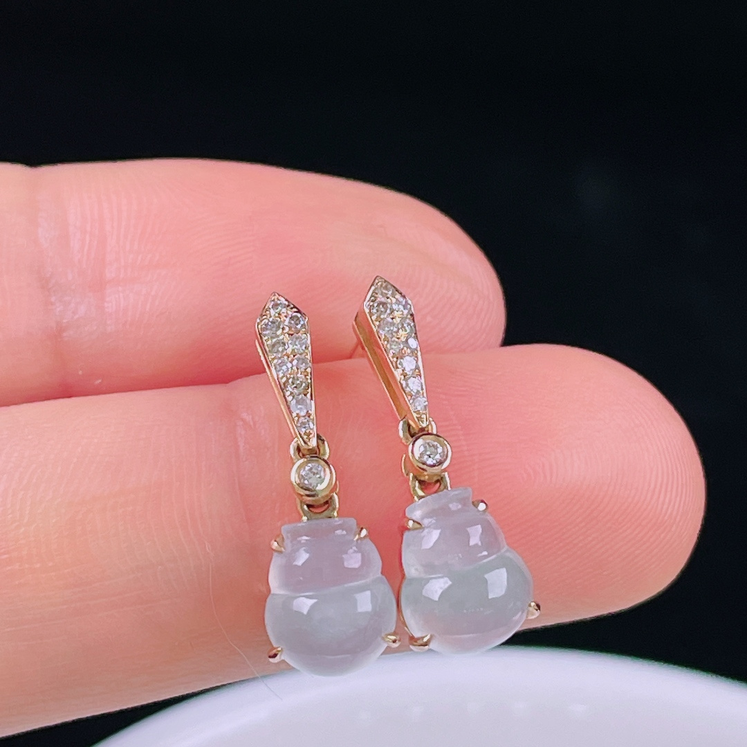 ️冰种耳坠，老种起光，细底通透，尺寸：21/7.4/4.8mm0614
