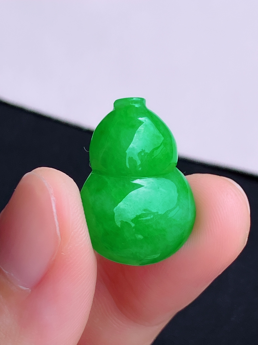满绿葫芦，色美清爽，尺寸23/17.3/6/自然光实拍