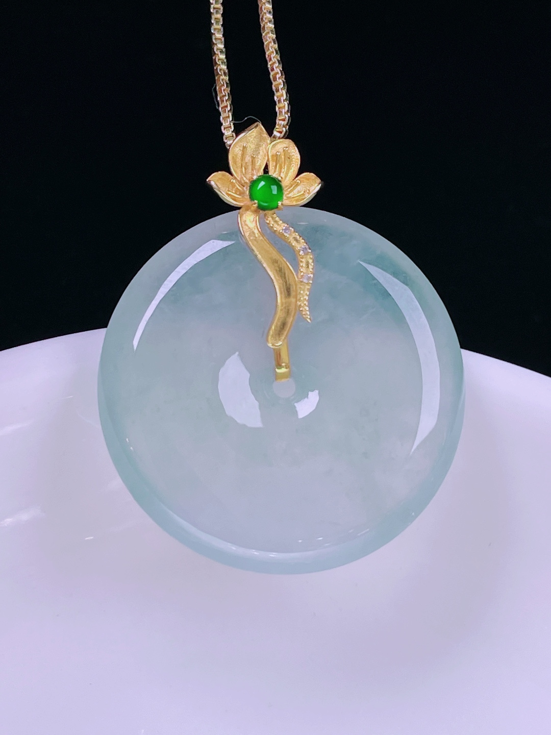 ️白冰平安扣，老种起光，细底通透，尺寸：31.2/25.7/5mm0614