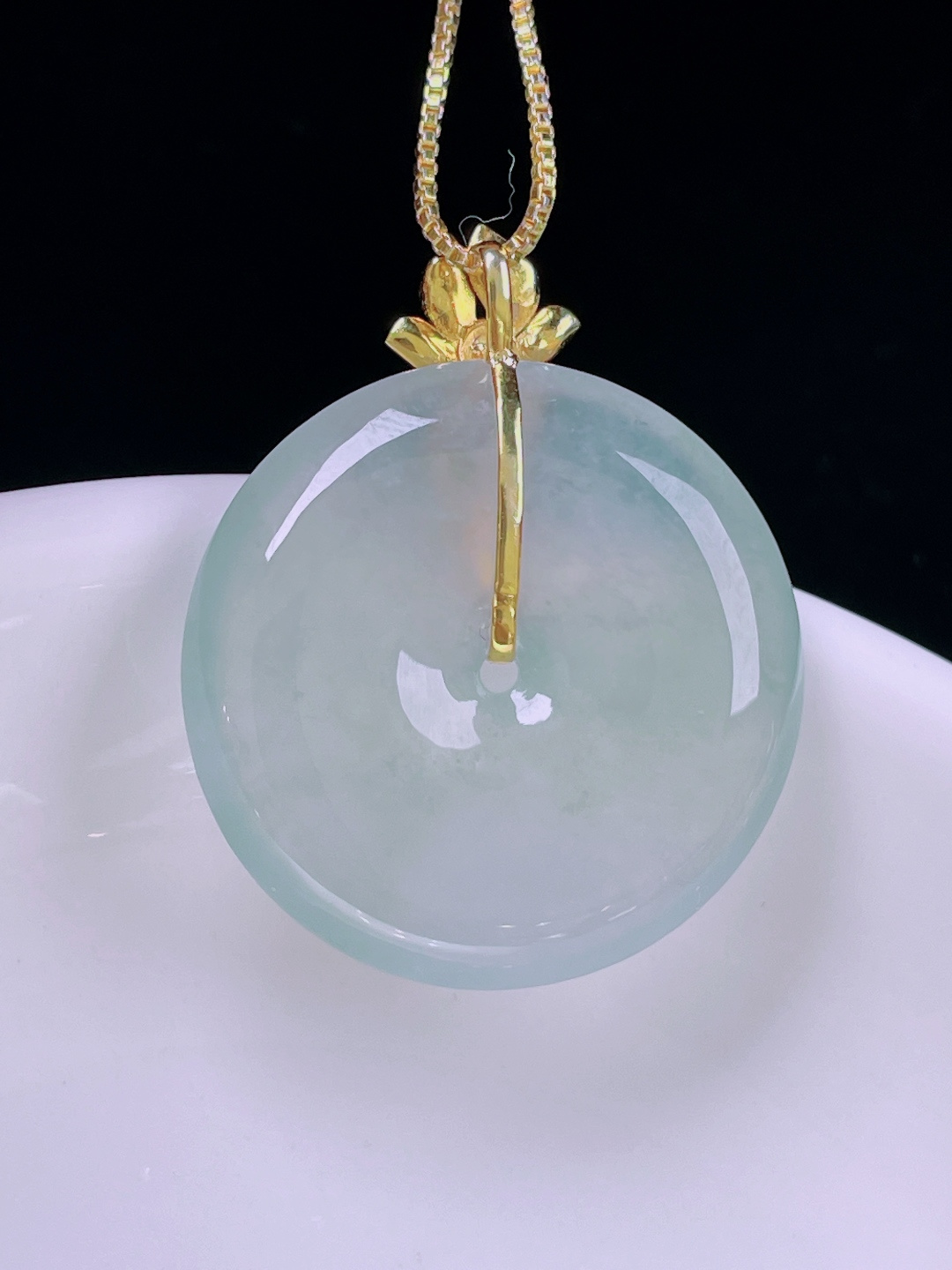 ️白冰平安扣，老种起光，细底通透，尺寸：31.2/25.7/5mm0614