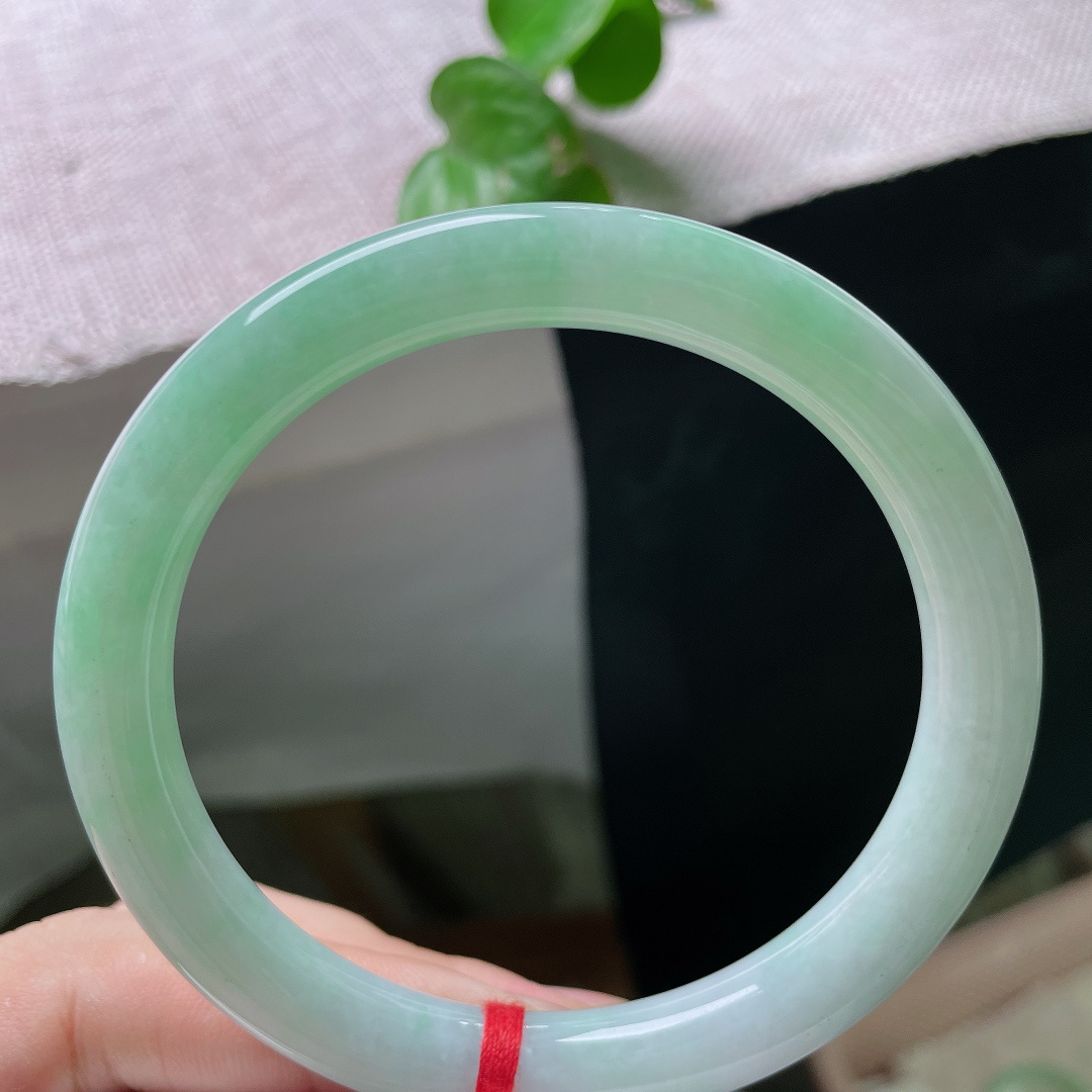 甜绿圆条，水润细腻，清新简约，甜美，无裂，ss53597a
