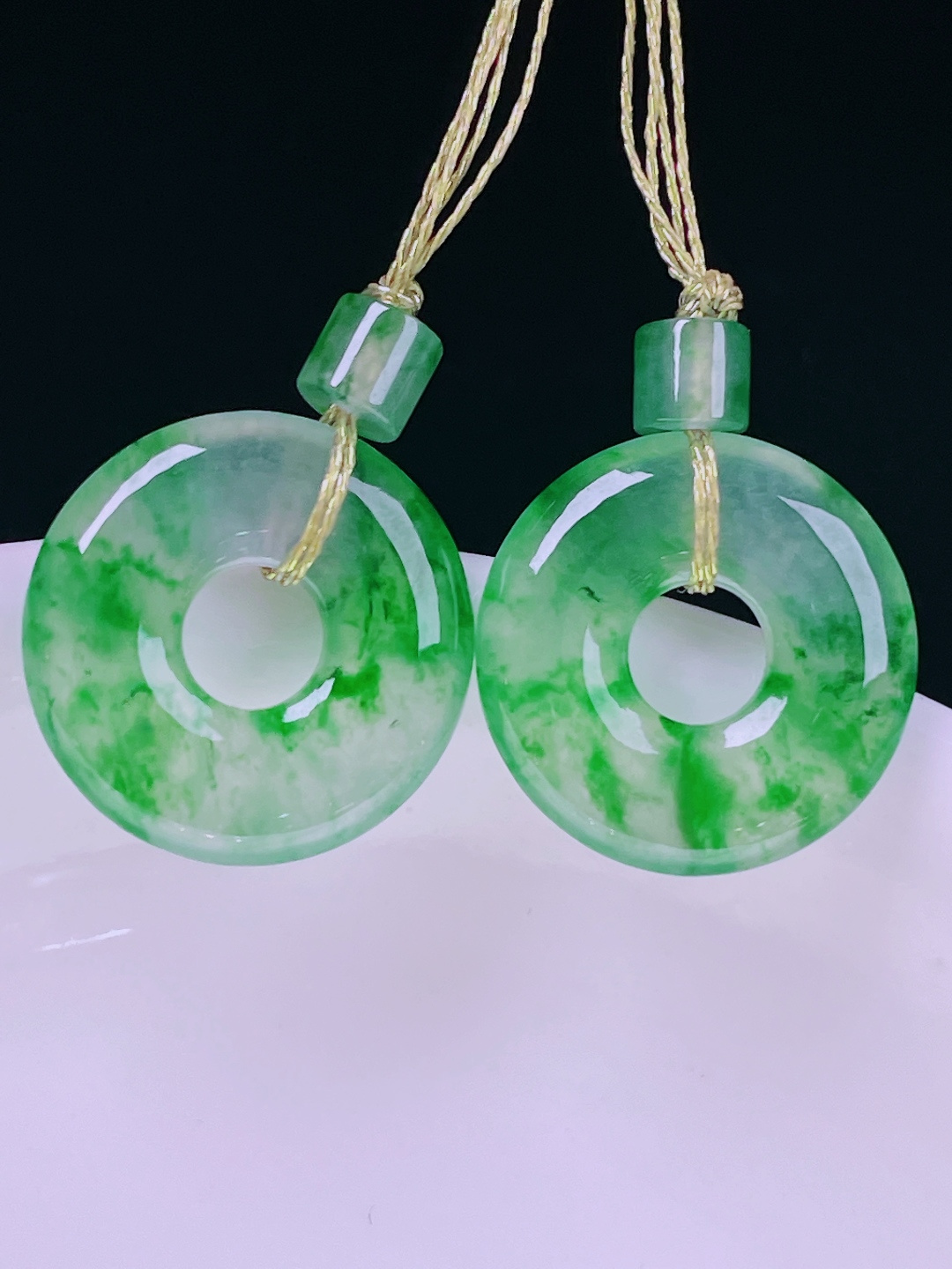 ️冰绿耳坠，老种起光，细底通透，尺寸：16/3.2mm0614
