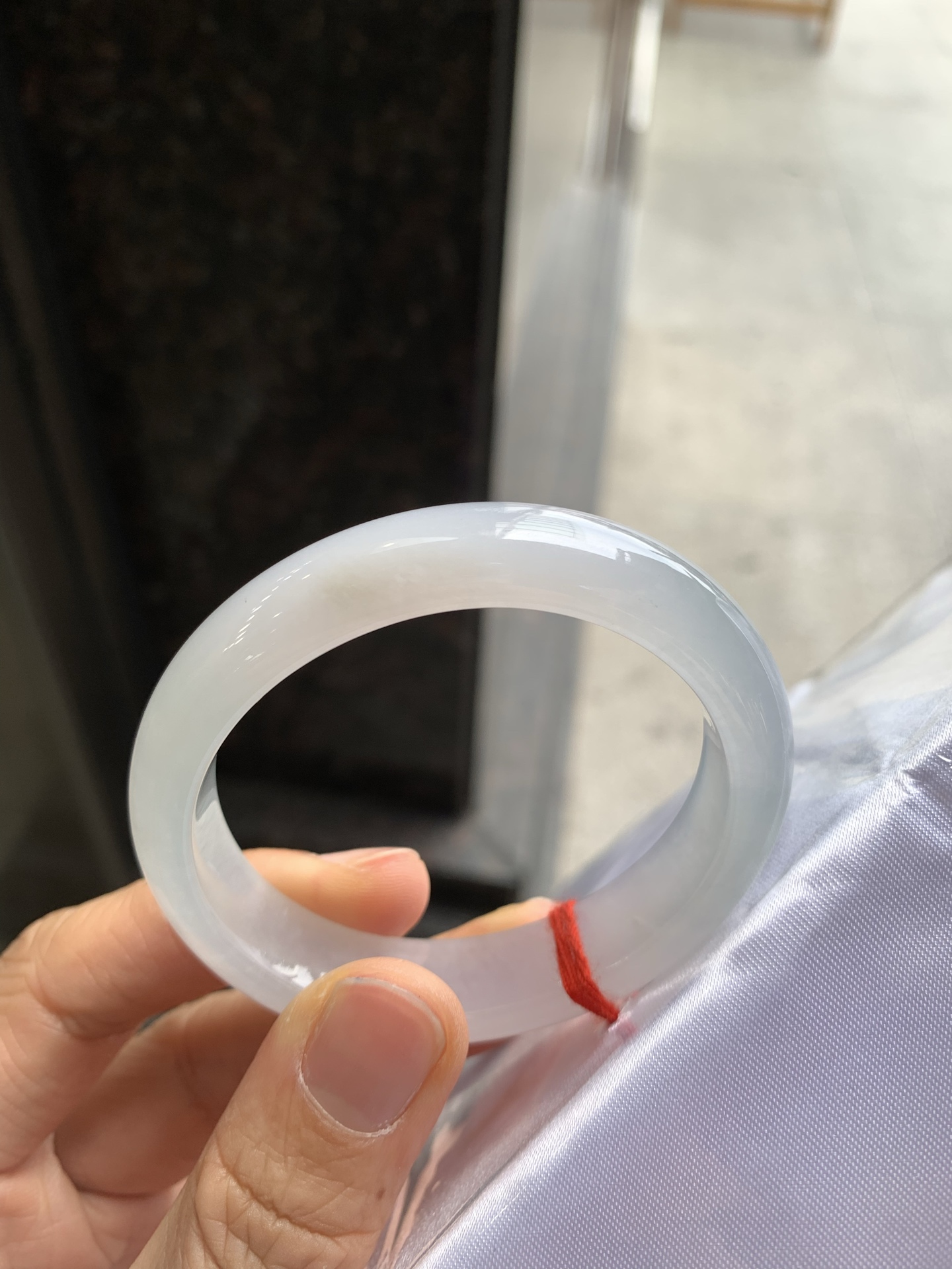 贵妃冰镯 微棉 尺寸：52.6/46/12.5/7.6 小圈口