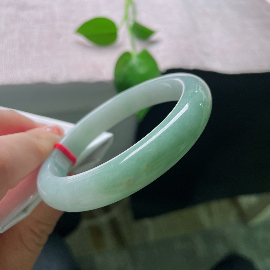 56.5/11.4/7.5，绿底正圈，水头好，种老，儒雅随和，上手温婉，洒金，ss54096a