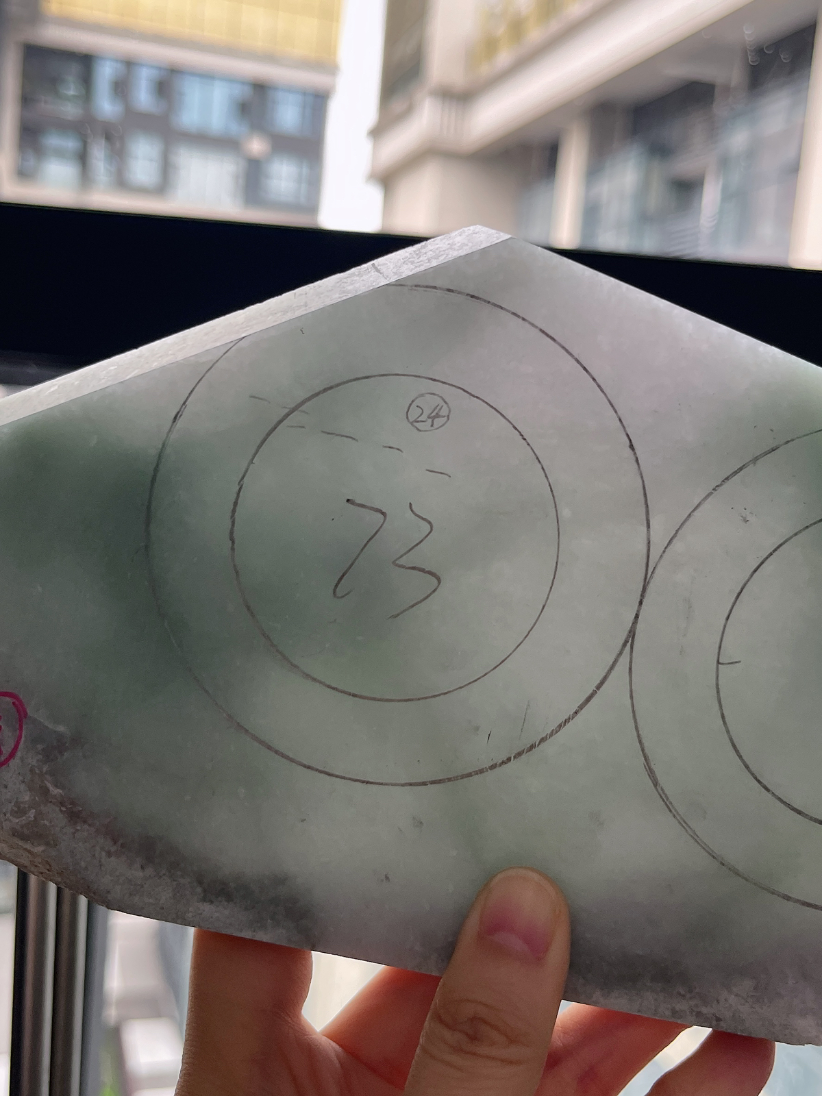 翡翠板料，⭕️正圈最大做57，圆条最大做53