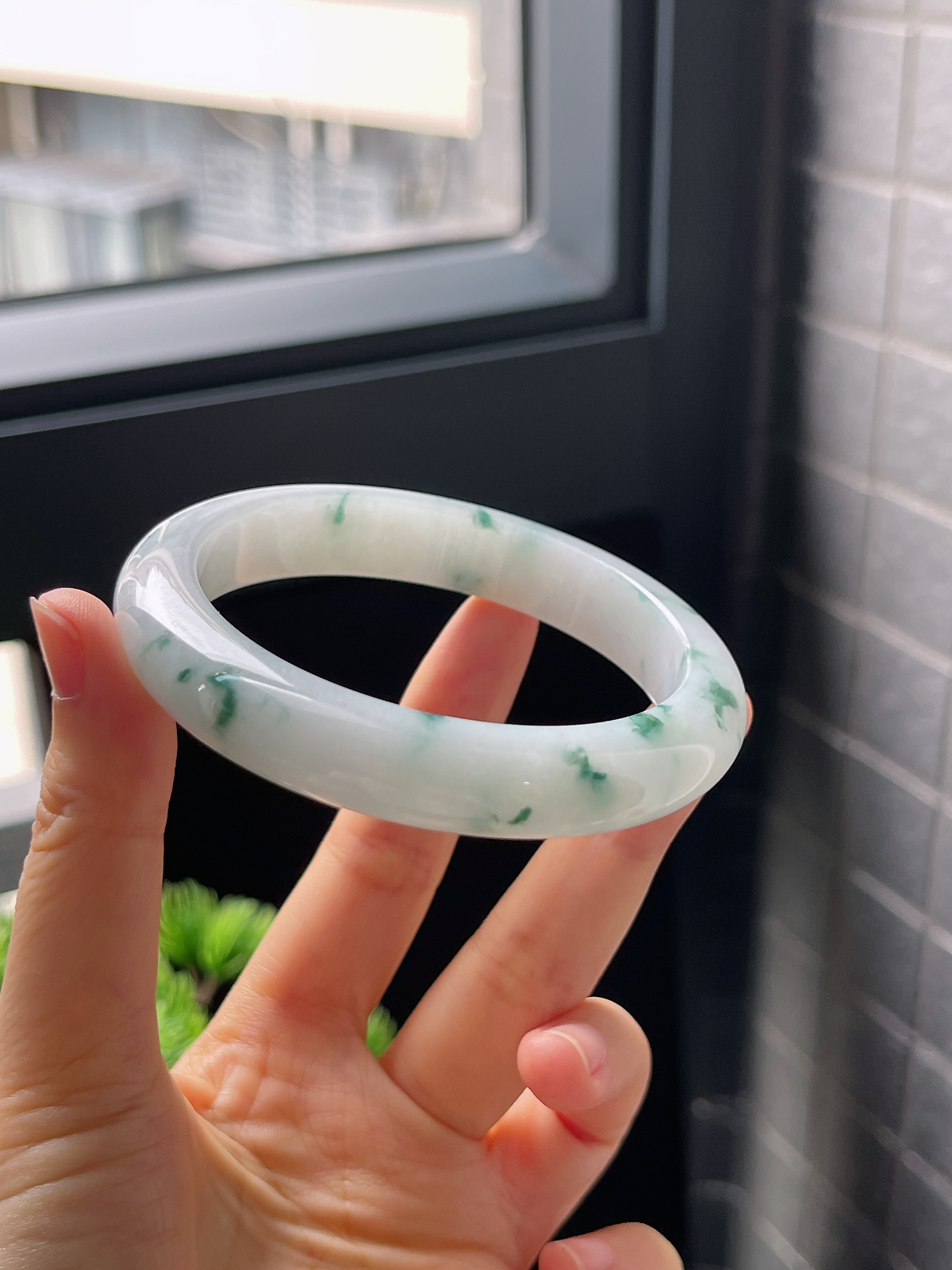 圈口58.5，冰糯飘花翡翠正圈手镯
