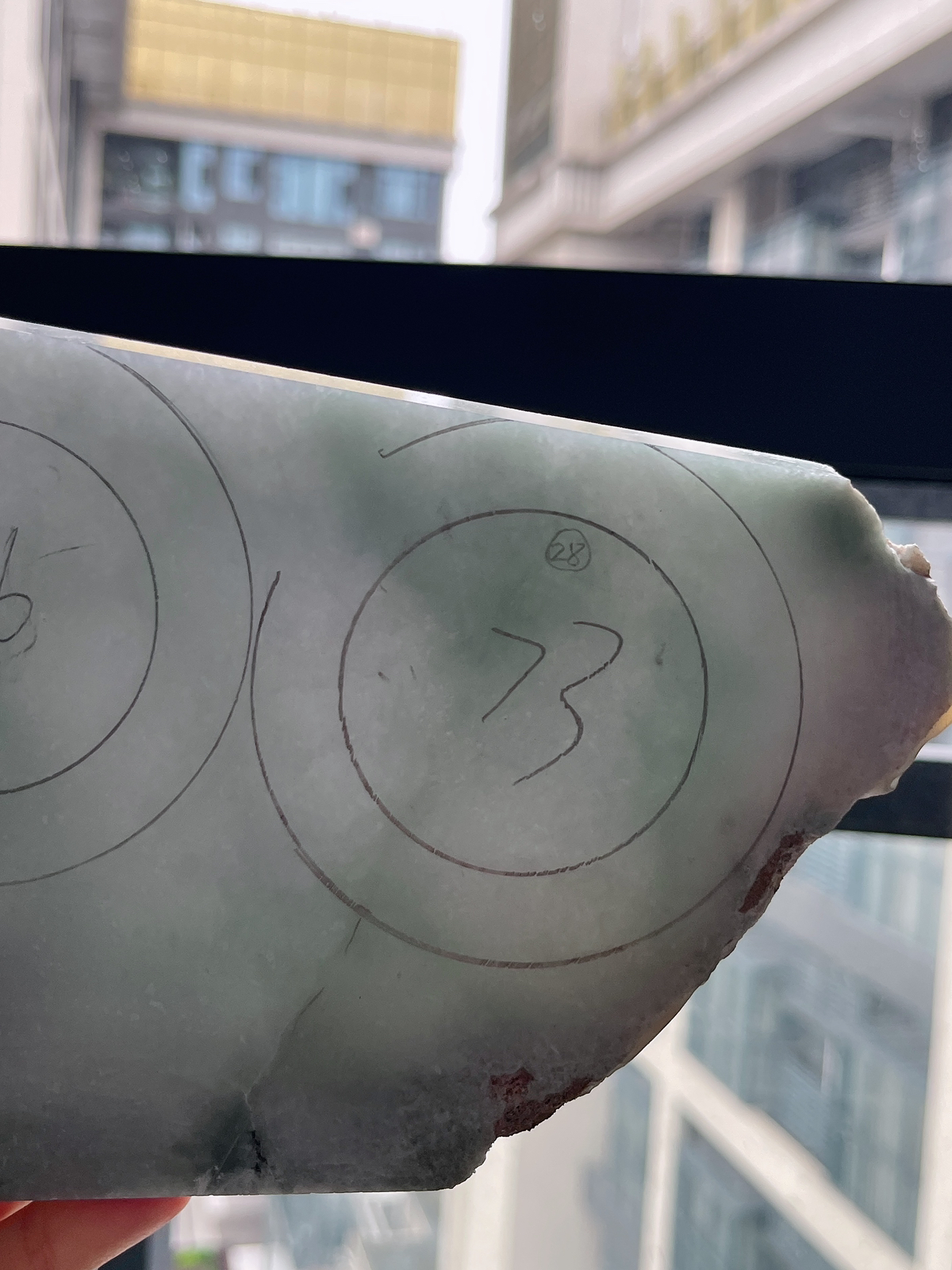 翡翠板料，⭕️正圈最大做57，圆条最大做53