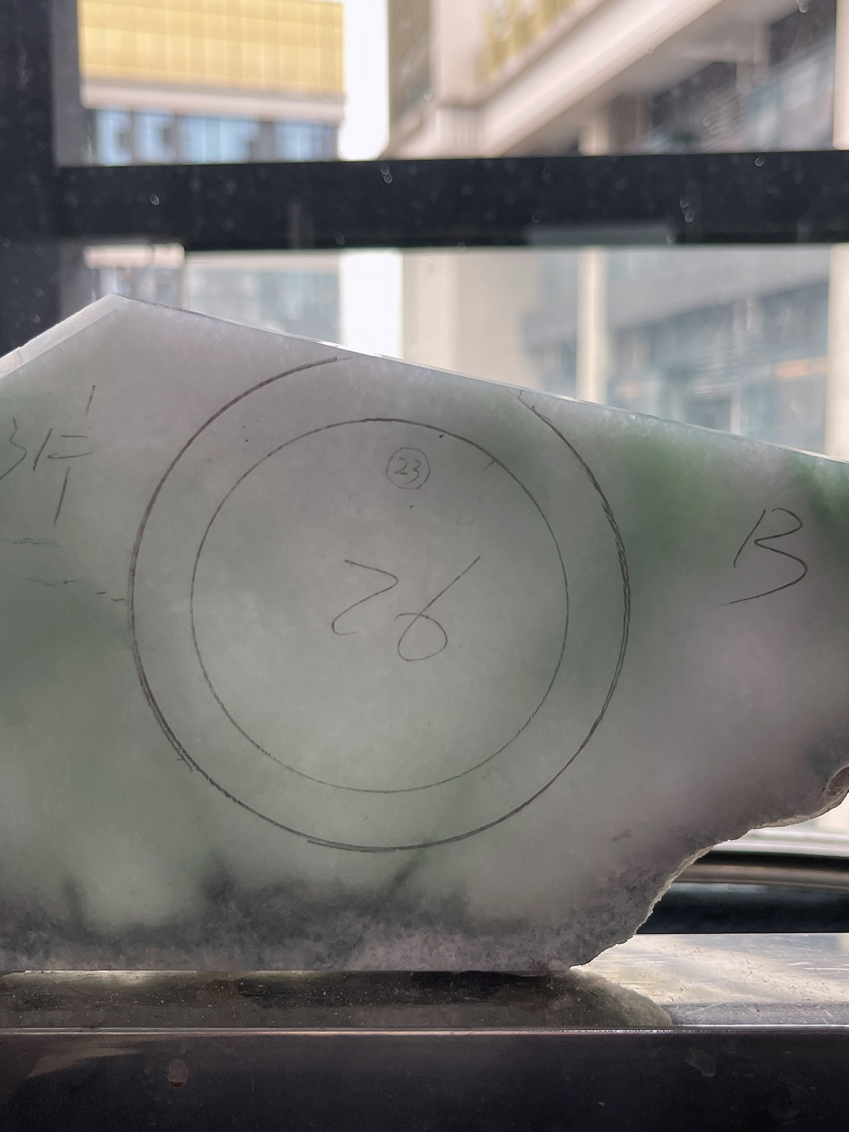翡翠板料，⭕️正圈最大做60，圆条最大做56