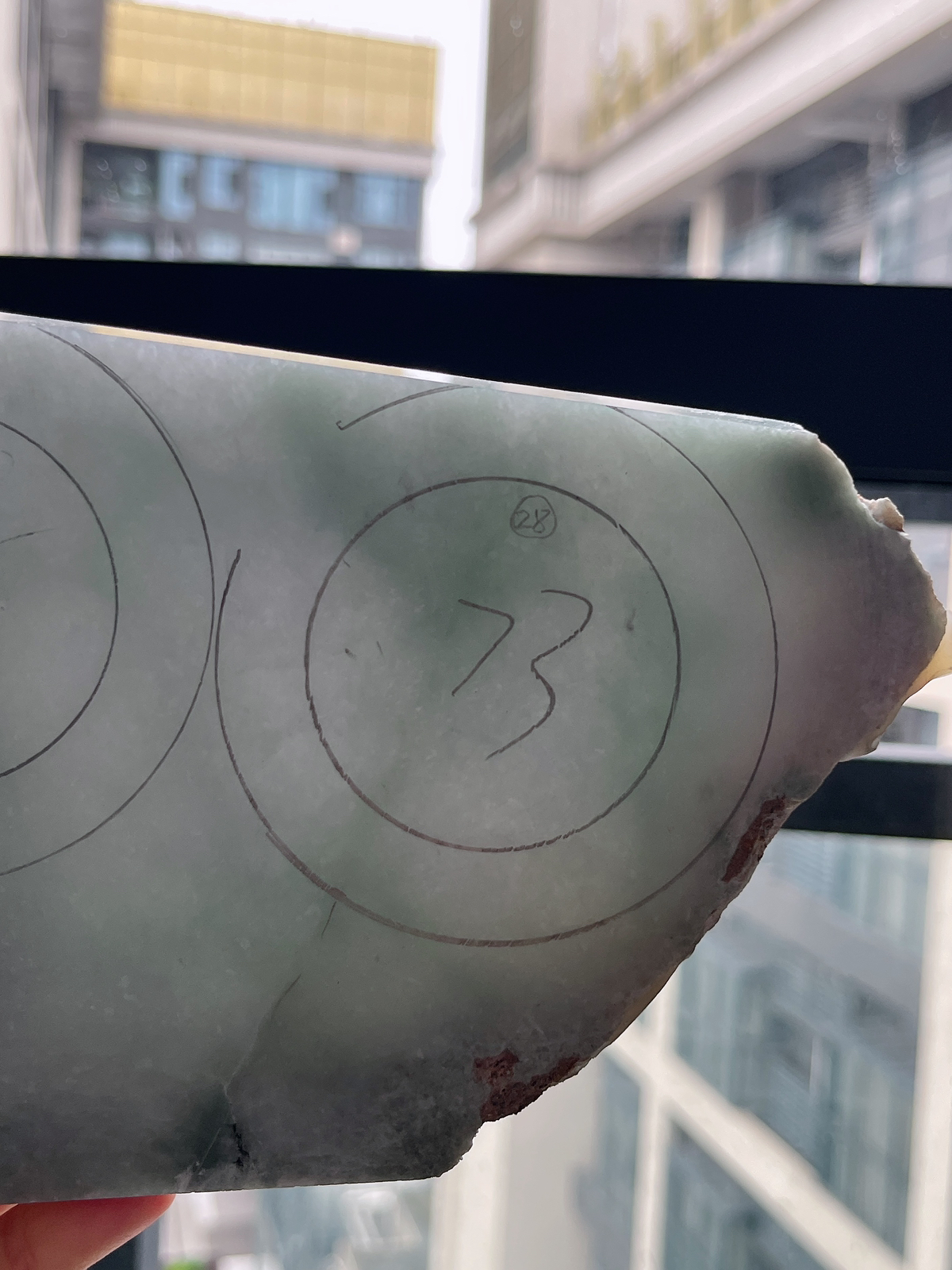 翡翠板料，⭕️正圈最大做57，圆条最大做53