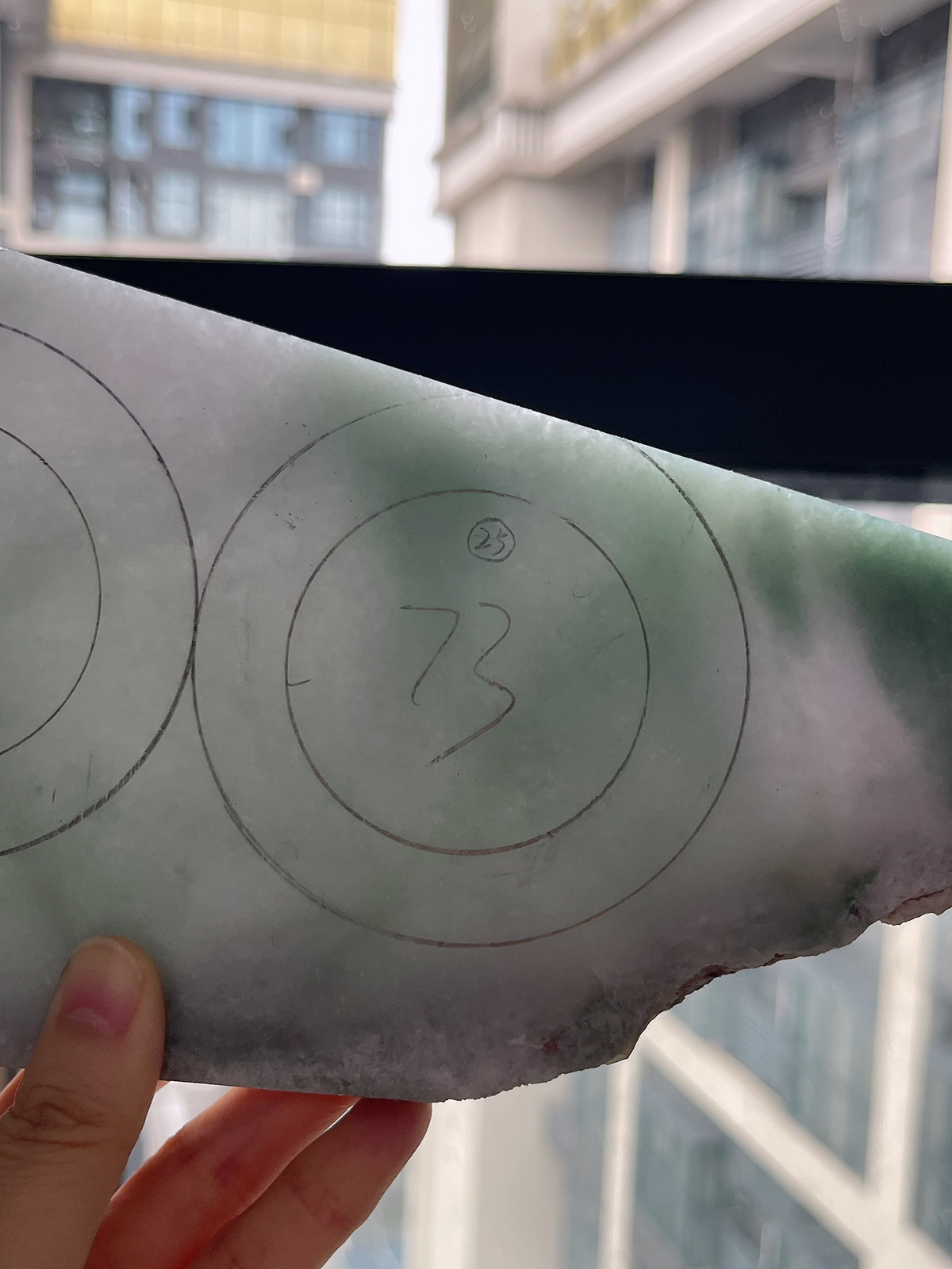 翡翠板料，⭕️正圈最大做57，圆条最大做53