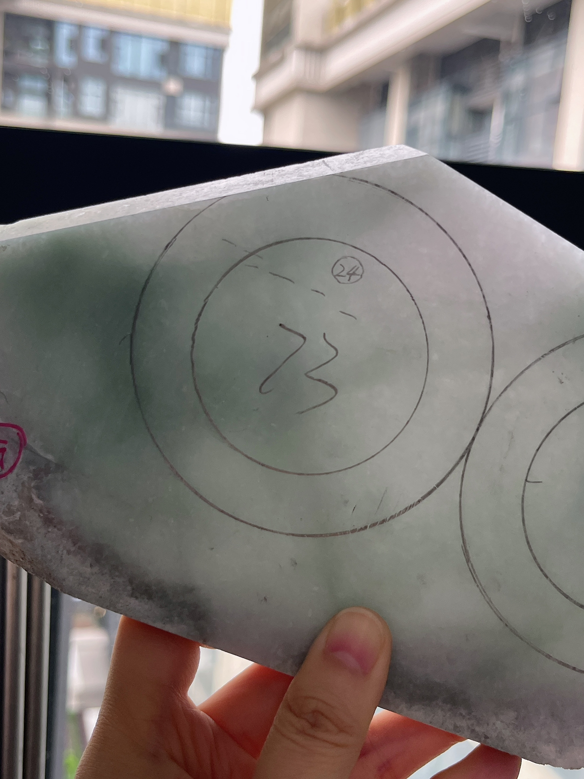 翡翠板料，⭕️正圈最大做57，圆条最大做53