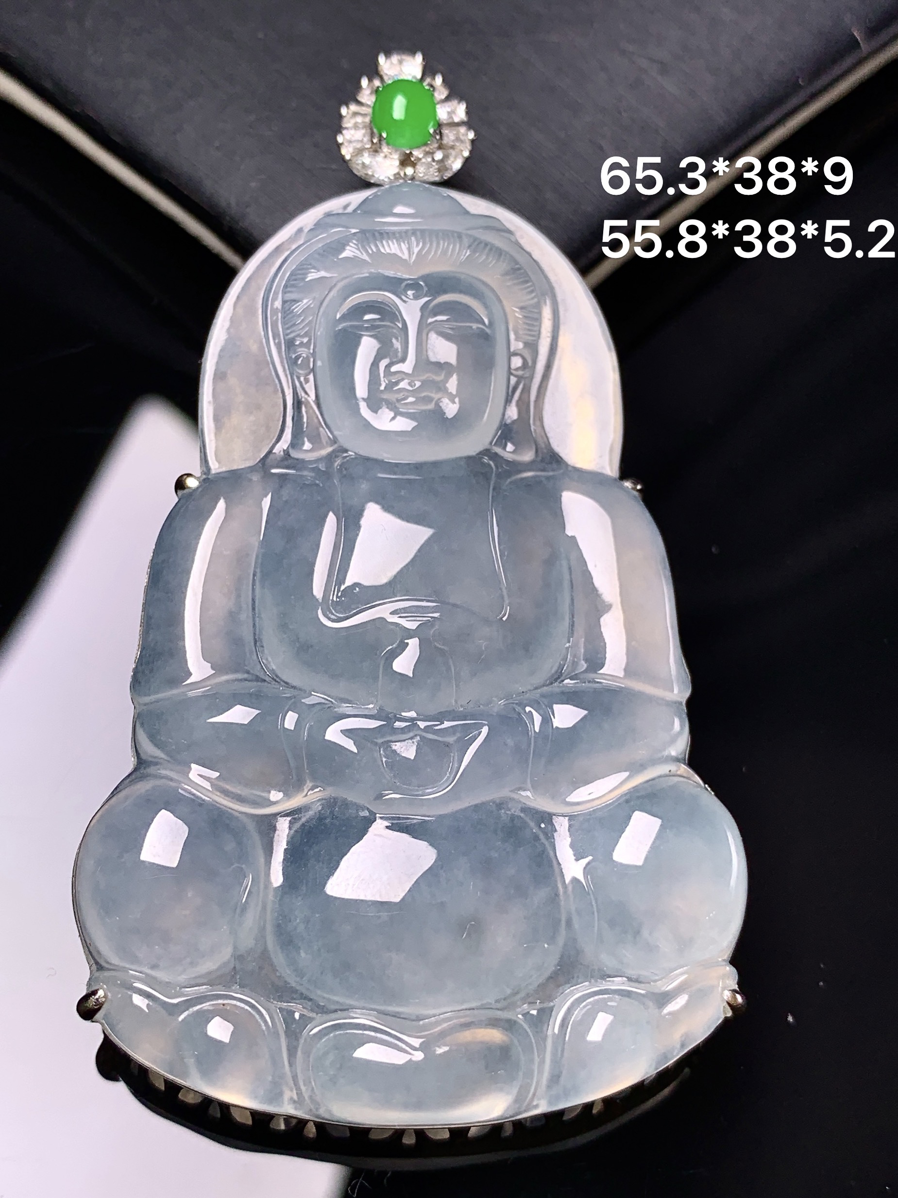 18k金钻镶嵌冰种观音菩萨吊坠 玉质细腻 色泽艳丽清新 整体尺寸65.3*38*9 a4