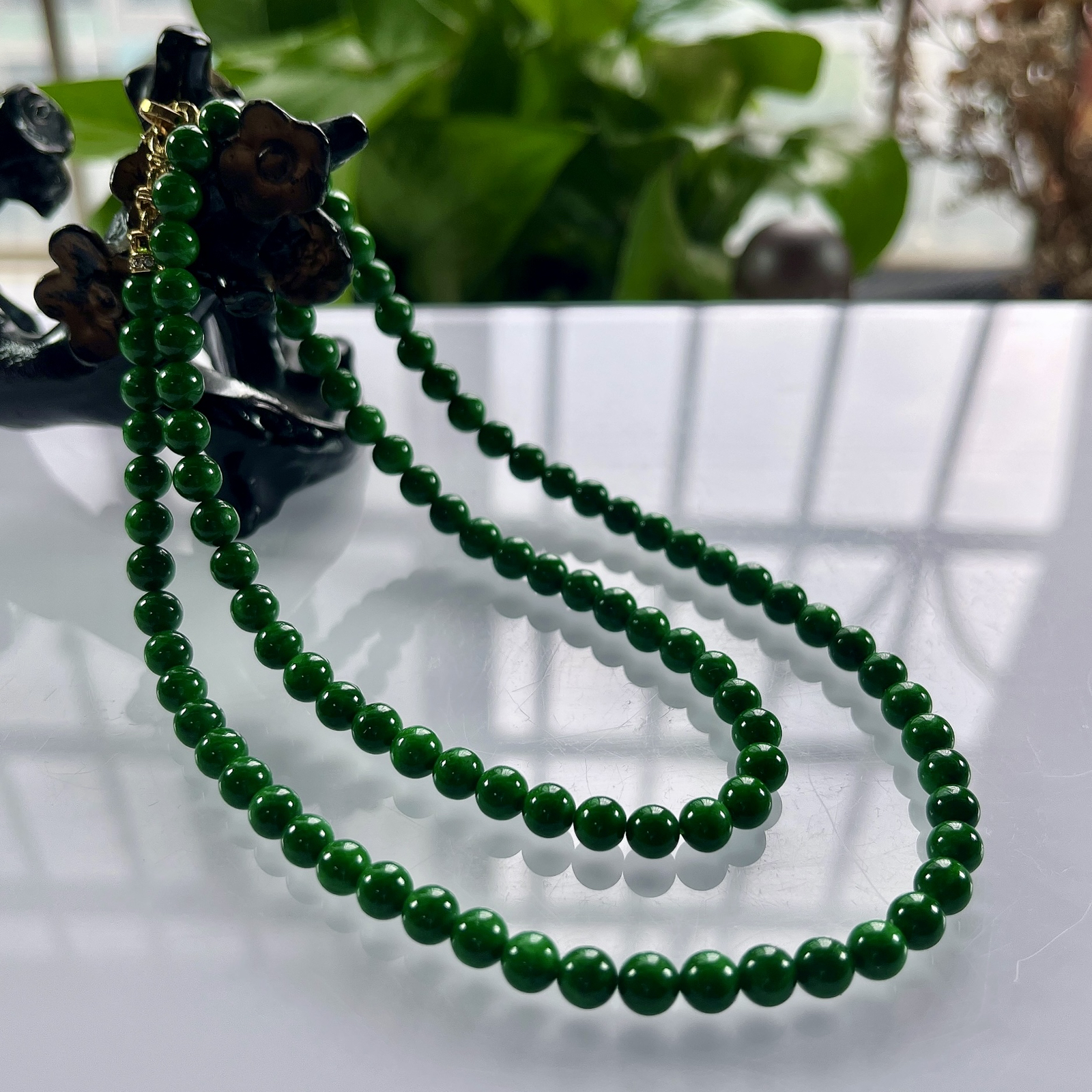缅甸天然翡翠A货，卡5.7水润满绿辣绿圆珠项链，尺寸：5.7mm/100颗，长度600mm，重量：34.05g