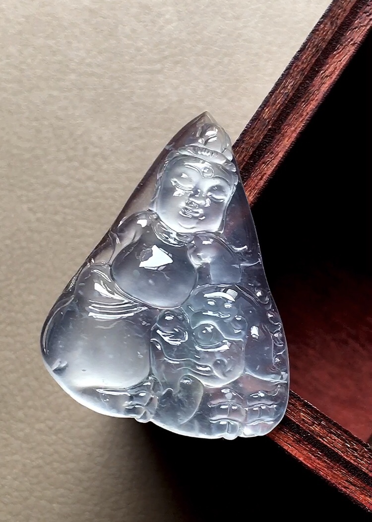 ️ 玻璃种文殊菩萨 底子水润无比，工艺精细，无裂尺寸27.6*21*5.2