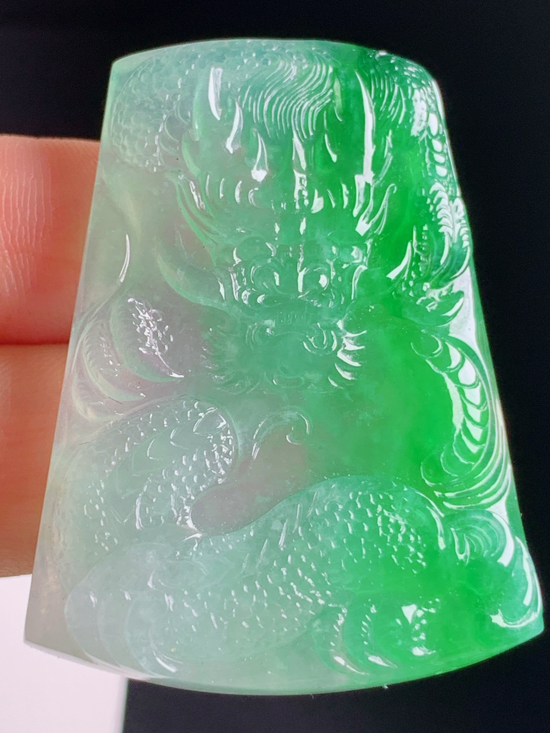 ️  阳绿龙牌，种水冰润阳绿俏色，雕工霸气寓意龙腾盛世