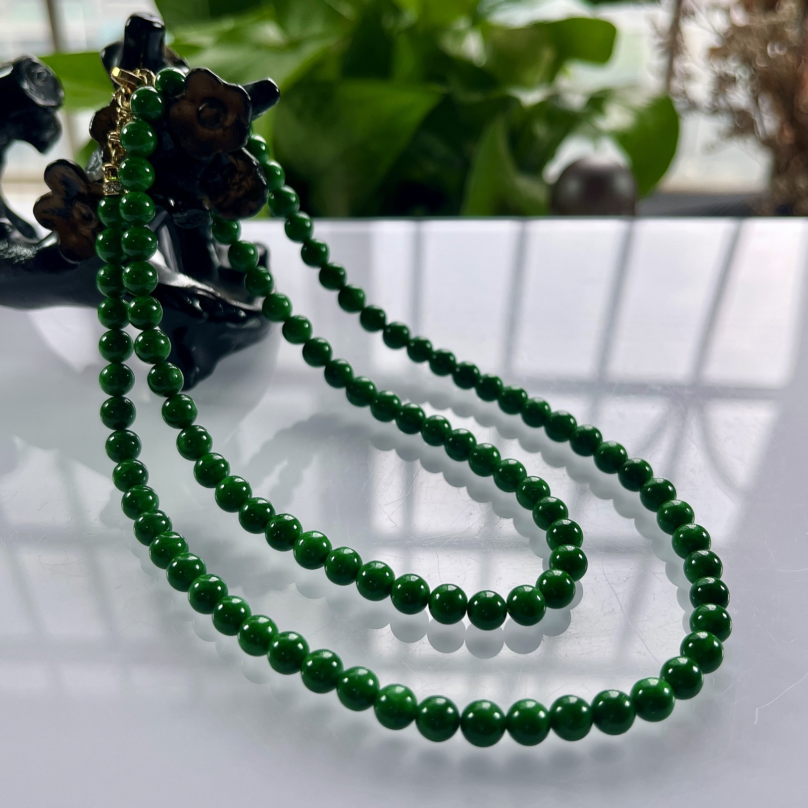 缅甸天然翡翠A货，卡5.7水润满绿辣绿圆珠项链，尺寸：5.7mm/100颗，长度600mm，重量：34.05g