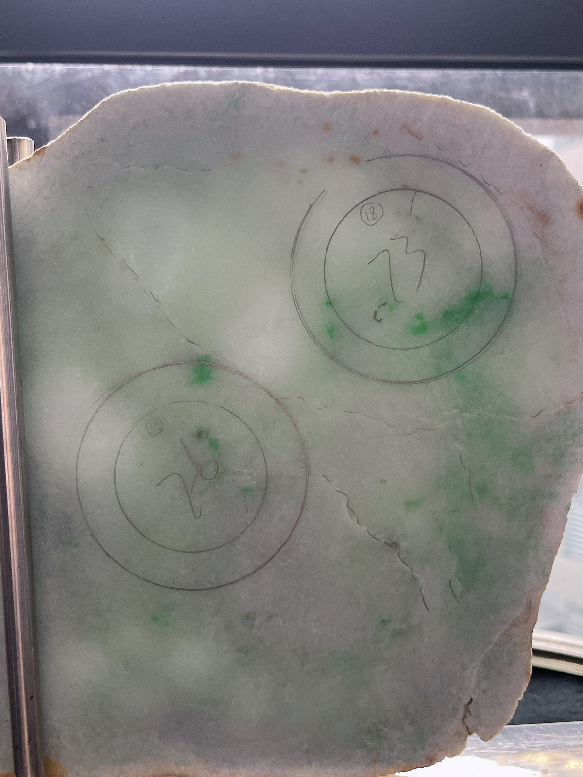翡翠板料，⭕️正圈最大做60，圆条最大做56