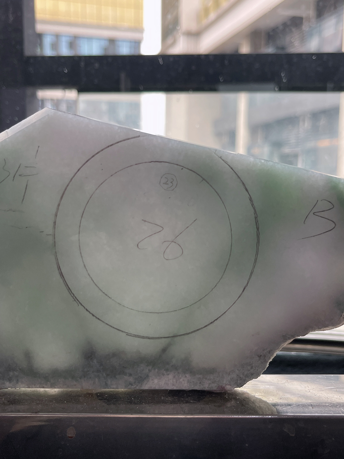 翡翠板料，⭕️正圈最大做60，圆条最大做56