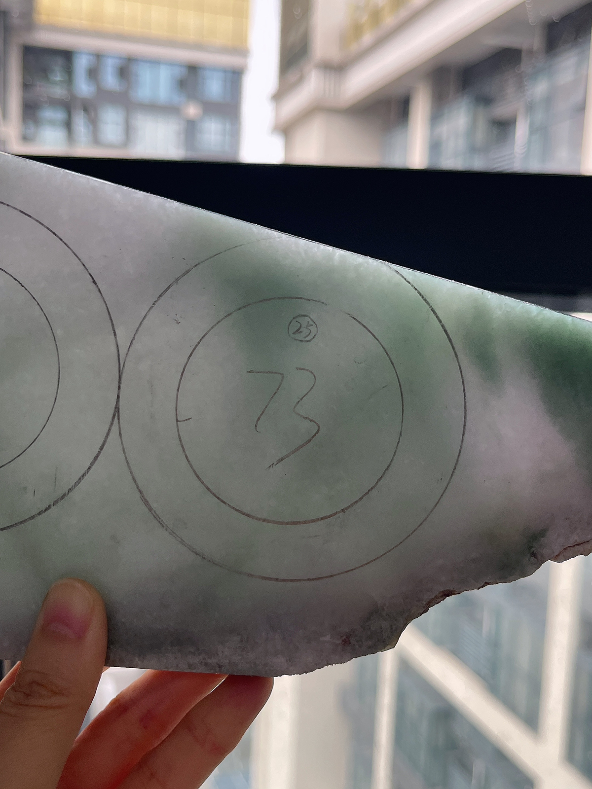 翡翠板料，⭕️正圈最大做57，圆条最大做53
