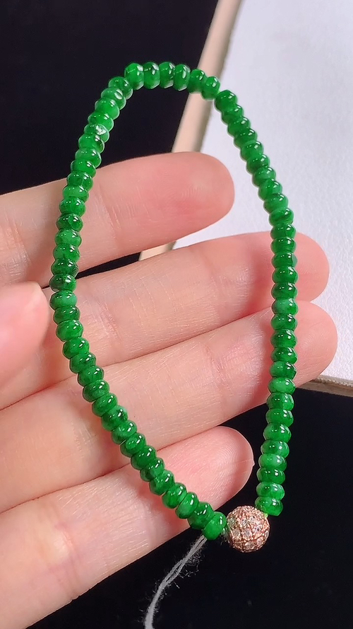 ️满绿手链，尺寸:4.0-2.0mm 12