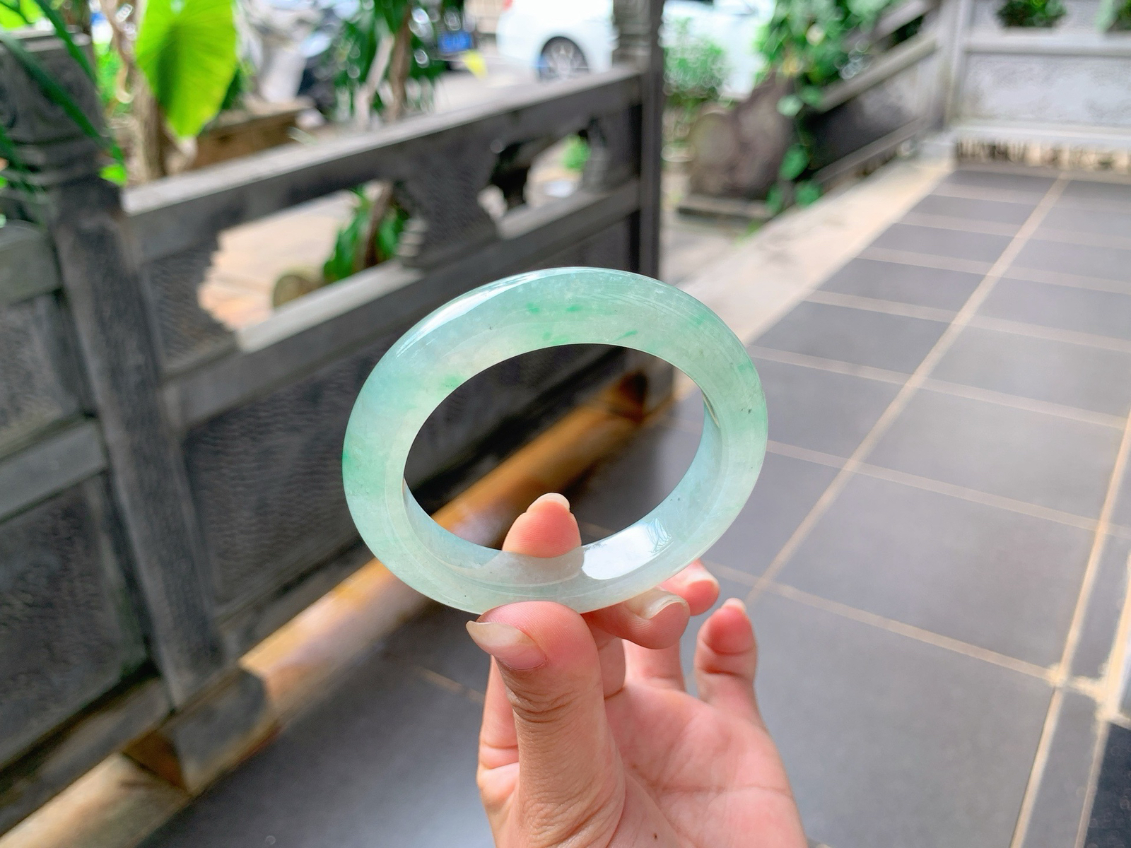 🪻｜53圈口
冰飘绿花，特别的清爽，种老冰透，像果冻一样，超精致，