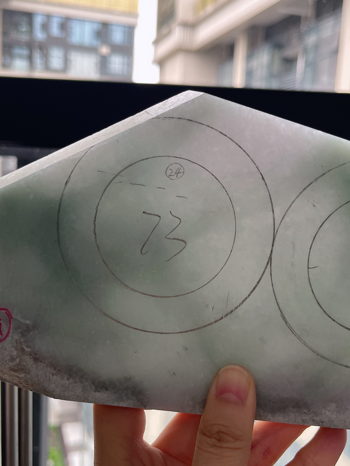 翡翠板料，⭕️正圈最大做57，圆条最大做53