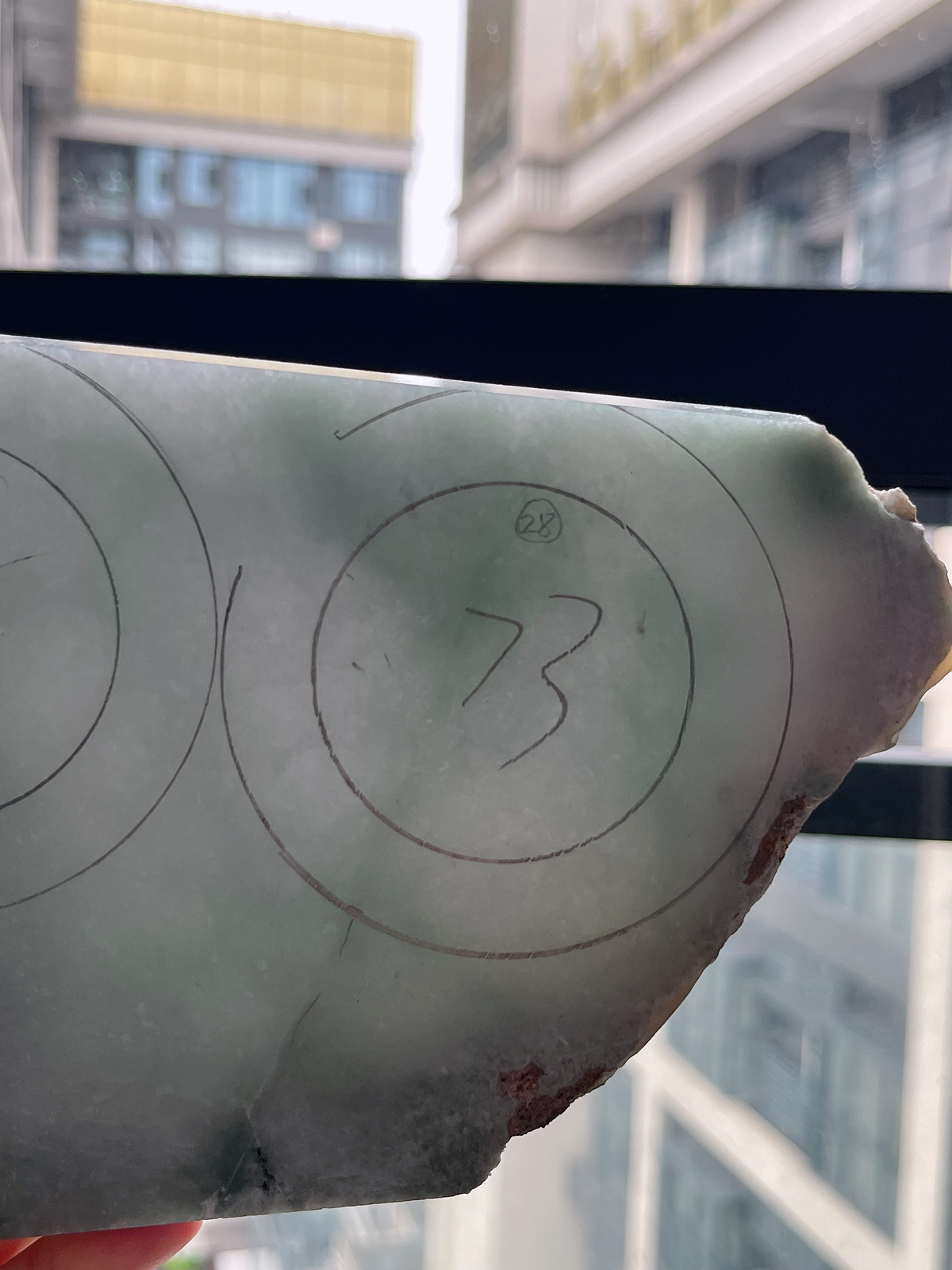翡翠板料，⭕️正圈最大做57，圆条最大做53