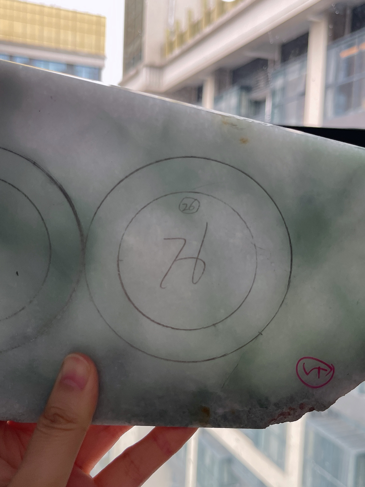 翡翠板料，⭕️正圈最大做60，圆条最大做56