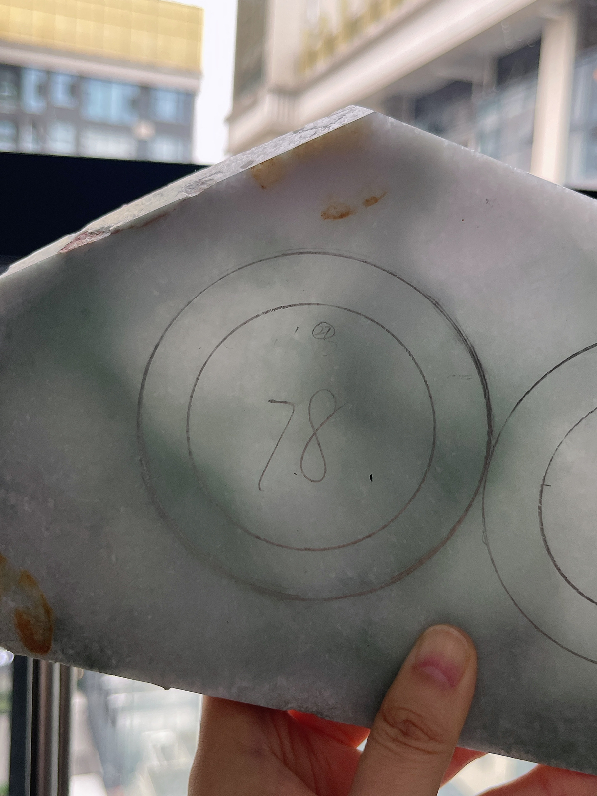翡翠板料，⭕️正圈最大做62，圆条最大做58