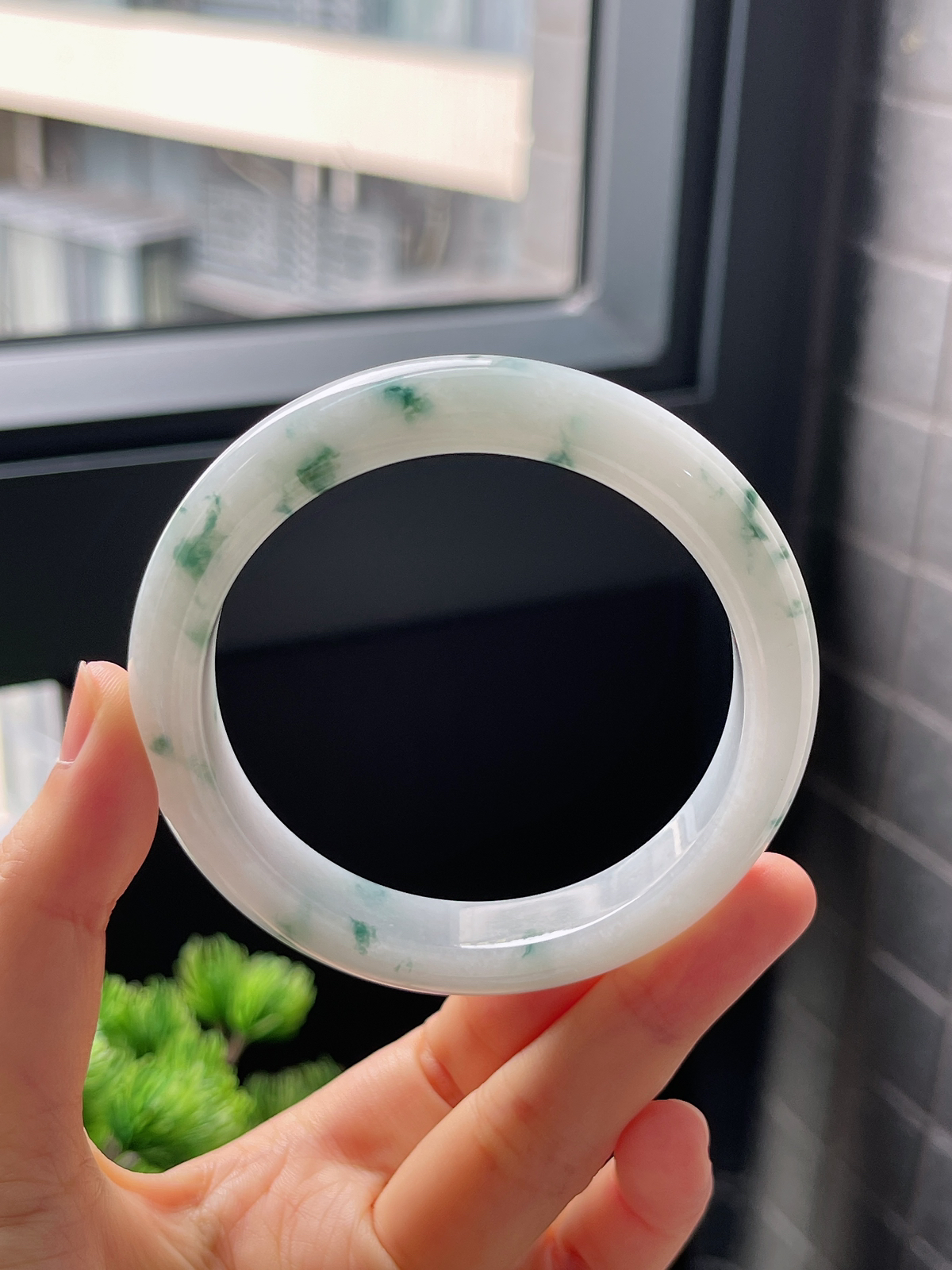 圈口58.5，冰糯飘花翡翠正圈手镯