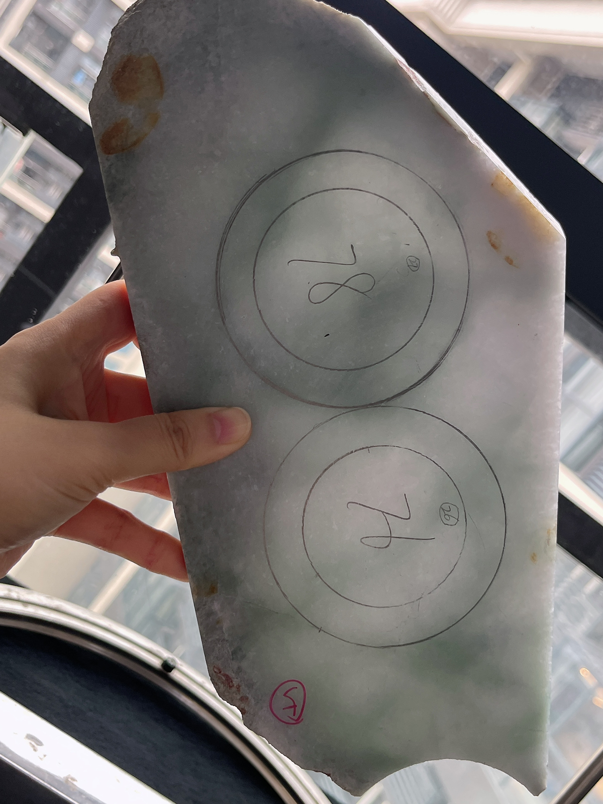 翡翠板料，⭕️正圈最大做62，圆条最大做58