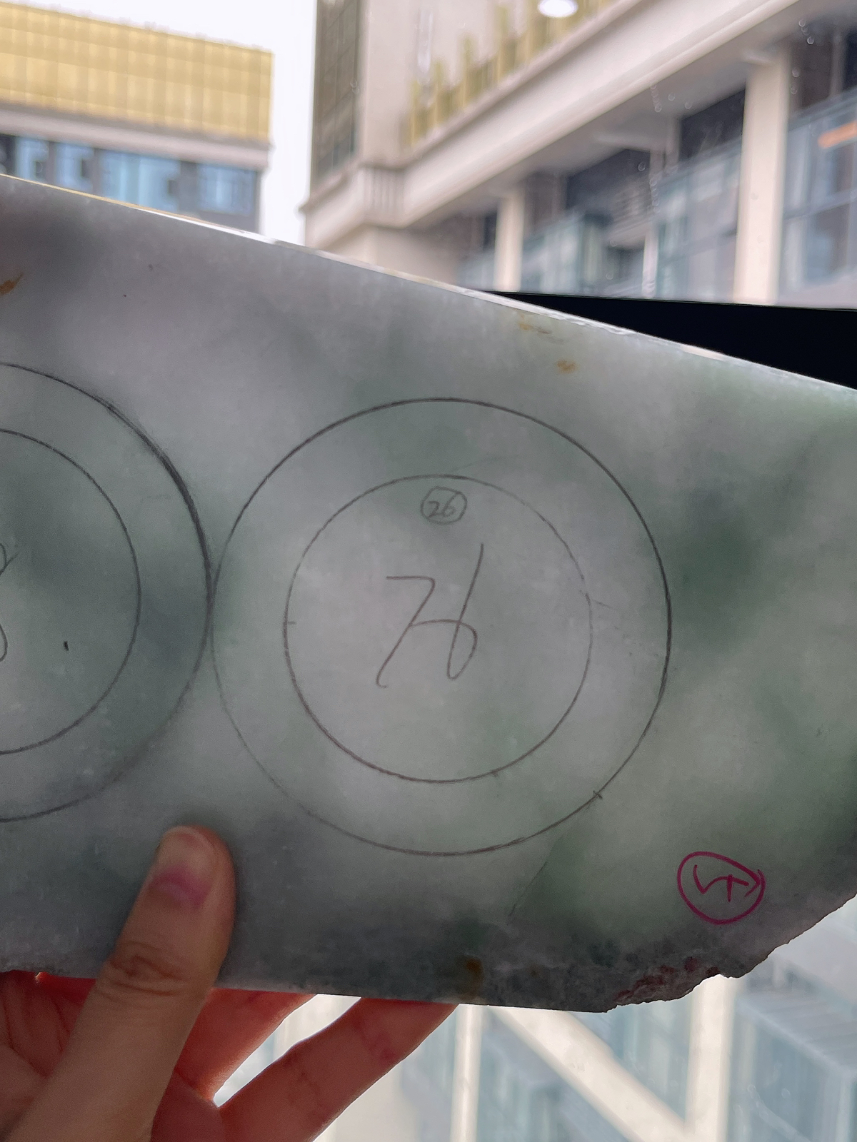 翡翠板料，⭕️正圈最大做60，圆条最大做56