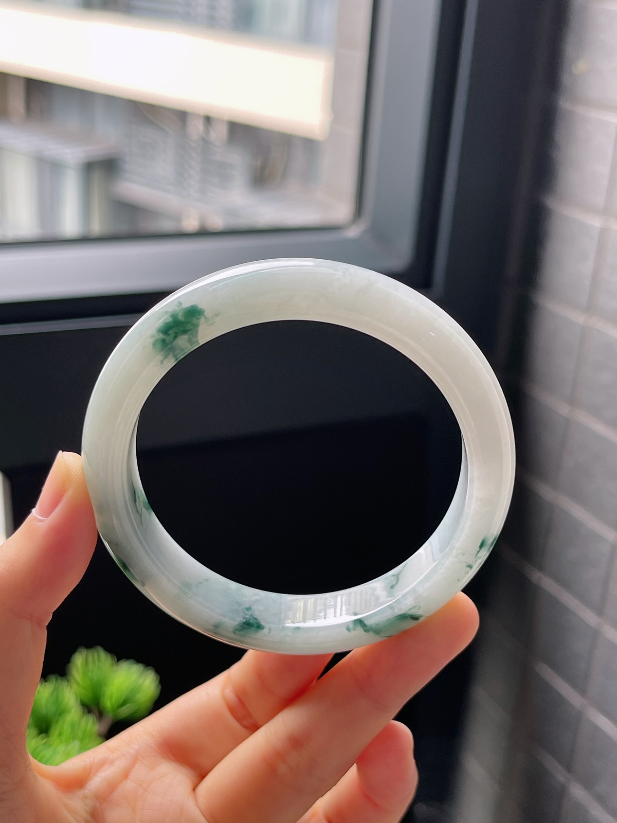 圈口56.5，冰糯飘花翡翠正圈手镯