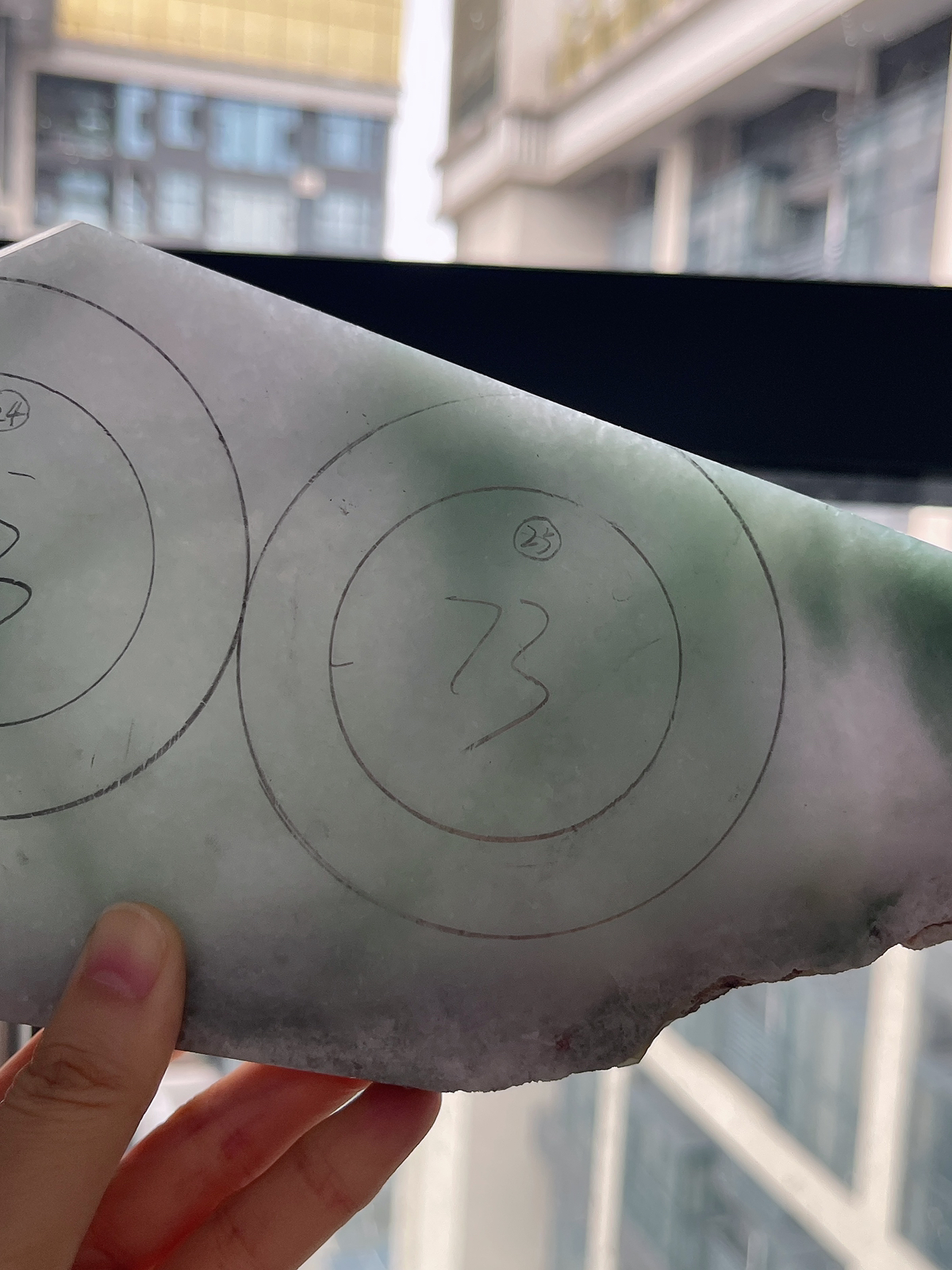 翡翠板料，⭕️正圈最大做57，圆条最大做53